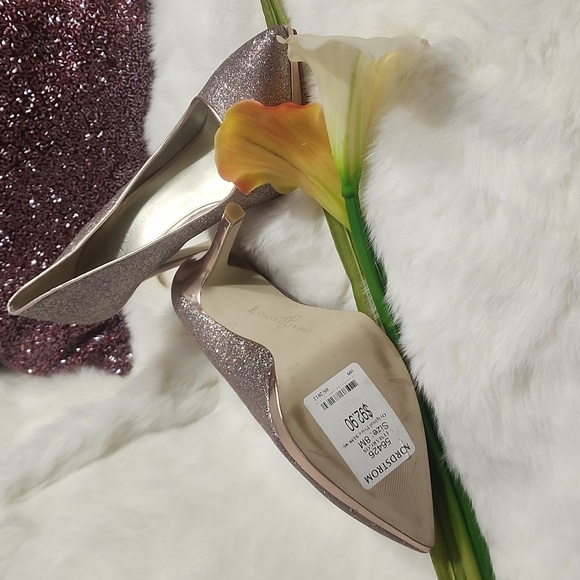 Heels 👠 - Picture 3 of 3